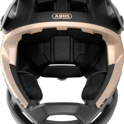 Abus AirDrop MIPS Zwart Goud 7 Abus AirDrop MIPS Zwart Goud -Aanbiedingen Vlot Fiets Winkel 662546 AIRDROP BLACK GOLD FRONT CMYK scaled