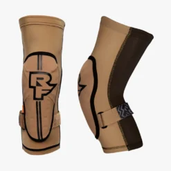 Race Face Indy Knee - Leem -Aanbiedingen Vlot Fiets Winkel 821973447681 INDY KNEE LOAM XS D1 scaled