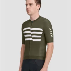 Emblem Pro Hex Jersey Olijf 8 Emblem Pro Hex Jersey Olijf -Aanbiedingen Vlot Fiets Winkel Maap Emblem Pro Hex Jersey Olive 3