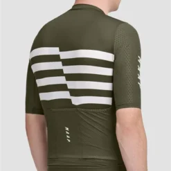 Emblem Pro Hex Jersey Olijf 9 Emblem Pro Hex Jersey Olijf -Aanbiedingen Vlot Fiets Winkel Maap Emblem Pro Hex Jersey Olive 4