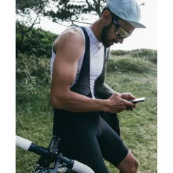 POC Pure Bib Shorts VPDs - Uranium Black/Uranium Black 11 POC Pure Bib Shorts VPDs - Uranium Black/Uranium Black -Aanbiedingen Vlot Fiets Winkel poc pure vpds bib shorts 8204 uranium black uranium black 6 1264098