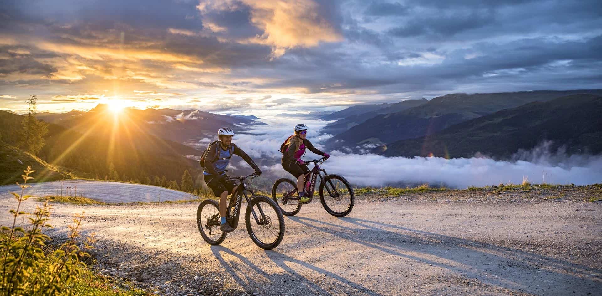 Aanbiedingen Vlot Fiets Winkel -Aanbiedingen Vlot Fiets Winkel mountainbiken sonnenaufgang.1920x0 sp